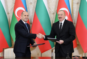  Azerbaijan and Bulgaria sign documents 