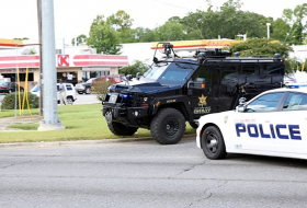 Police purge underway in baton rouge: 3 officers shot dead amid protest - UPDATED, PHOTOS