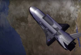 Secretive X-37B military space plane wings past 200 days in Orbit