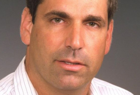 Israel charges ex-minister Gonen Segev with spying for Iran