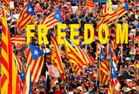 1mn march for Catalonia's independence as referendum anniversary nears - PHOTOS