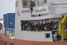 Absence of Mediterranean rescue boats prompts death toll warning