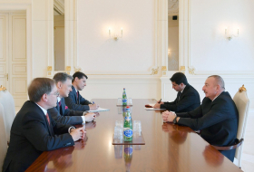 President Ilham Aliyev receives US Deputy Assistant Secretary 