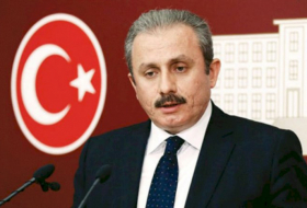  Turkish parliament speaker arrives in Azerbaijan 