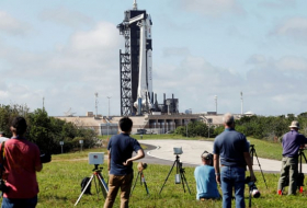 SpaceX delays Crew Dragon launch due to poor weather
