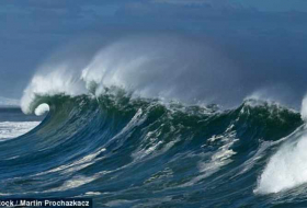 Experts warn a devastating tsunami could kill thousands 