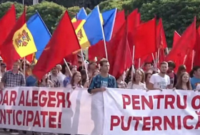 Tens of thousands protest in Moldova demanding govt resignation - VIDEO