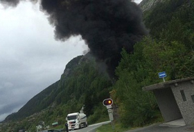 Trailer with 16,500 liters of gasoline explodes in Norway underwater tunnel