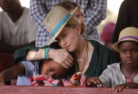 Madonna faced sharp questions in Malawi adoption process