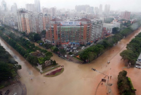 Typhoon Meranti cuts power and shatters windows as it hits China