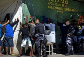 Rio de Janeiro: Police protest over rising Brazil violence
