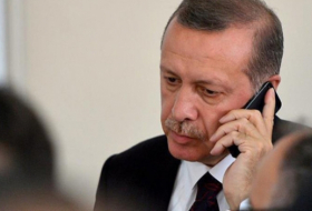 Erdogan discusses Gulf crisis with Macron, Qatari emir, calls for dialogue