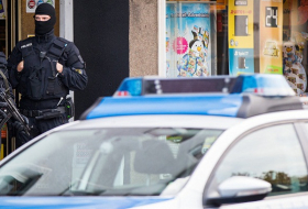 German police raid flats of men suspected in plotting terror attacks in airport
