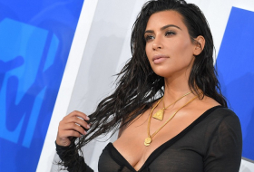 Kim Kardashian held at gunpoint in Paris residence - VIDEO