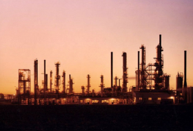 Lukoil net profit falls 58% in lower oil prices 