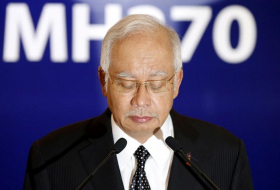Malaysian minister meets MH370 relatives` group in Perth 