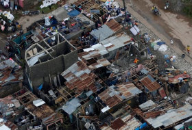 Millions flee as Southeast U.S. braces for Hurricane Matthew 