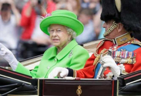 Queen Elizabeth II turns 91 with quiet day, gun salutes