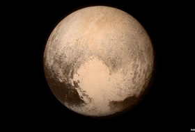 New Horizons: Spacecraft survives Pluto encounter