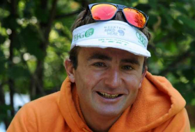 Renowned climber Ueli Steck dies near Mount Everest