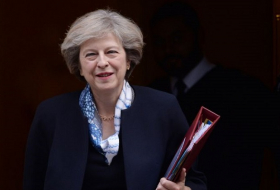 May to seek snap election for 8 June