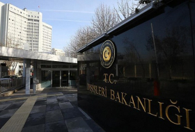 Turkey blasts Greek court ruling on fugitive soldiers