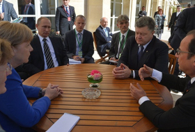 Normandy Four Meeting in Paris Gives Hope for Minsk Deal Implementation