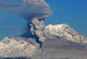 Kamchatka’s volcano spews ash 36,000 feet above sea level