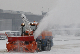 Moscow airports cancel over 100 flights due to blizzard 