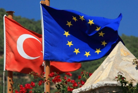 Turkey to get visa-free regime only if amends laws - Senior EU official