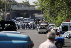 Armed Ggroup holding hostages in Yerevan refuses to surrender