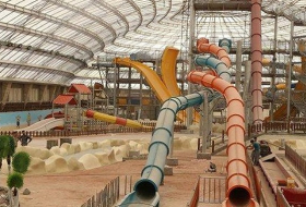 Iran opens Waterpark in country’s religious center 