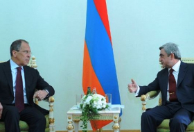 Sergey Lavrov and Serzh Sargsyan hold tense meeting