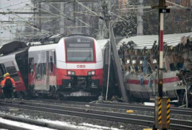 At least one dead and more than 22 injured in Austria train crash - UPDATED