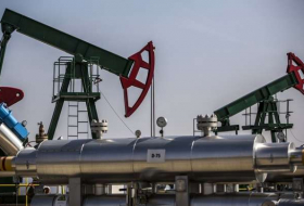 Azerbaijani oil price falls by $1.1