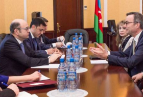 Azerbaijan's Energy Minister meets Vice-President of TOTAL Group of Companies for Southern Europe and Caspian Region