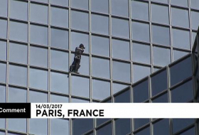 France: Famous climber Alain Rober scales skyscraper in Paris business district - NO COMMENT