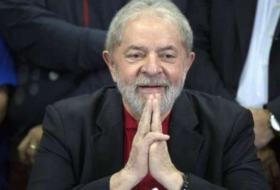 Brazilian ex-president Lula Da Silva surrenders to police