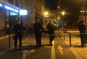 Paris stabbing attack leaves 2 persons dead, 8 injured - Reports