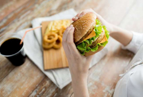 Could fast food make it harder for you to get pregnant?