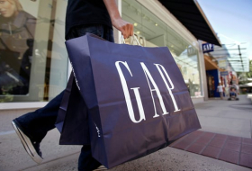 Gap sorry for selling T-shirt with 'incorrect' map of China