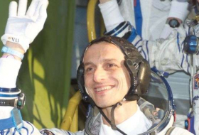 Astronaut Pedro Duque named Spain's science minister