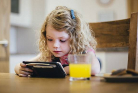 Screen time harm to children is unproven, say experts