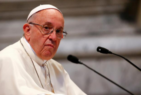 Pope tells top oil executives world must convert to clean fuel  