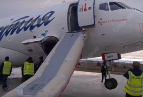 Four people injured after plane rolls off runway in Yakutia - VIDEO 