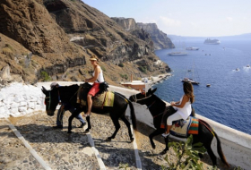 Santorini to target overweight tourists with donkey weight limit