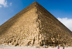 What’s inside the Great Pyramid? - iWONDER
