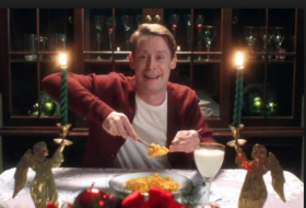  Macaulay Culkin recreates 'Home Alone' scenes in new  G   o   o   g   l   e  ad -  VIDEO  