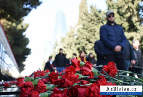  Azerbaijani public pays tribute to Black January victims -  PHOTOS  