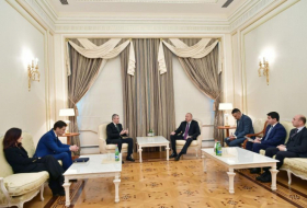  Azerbaijani president receives Italian delegation